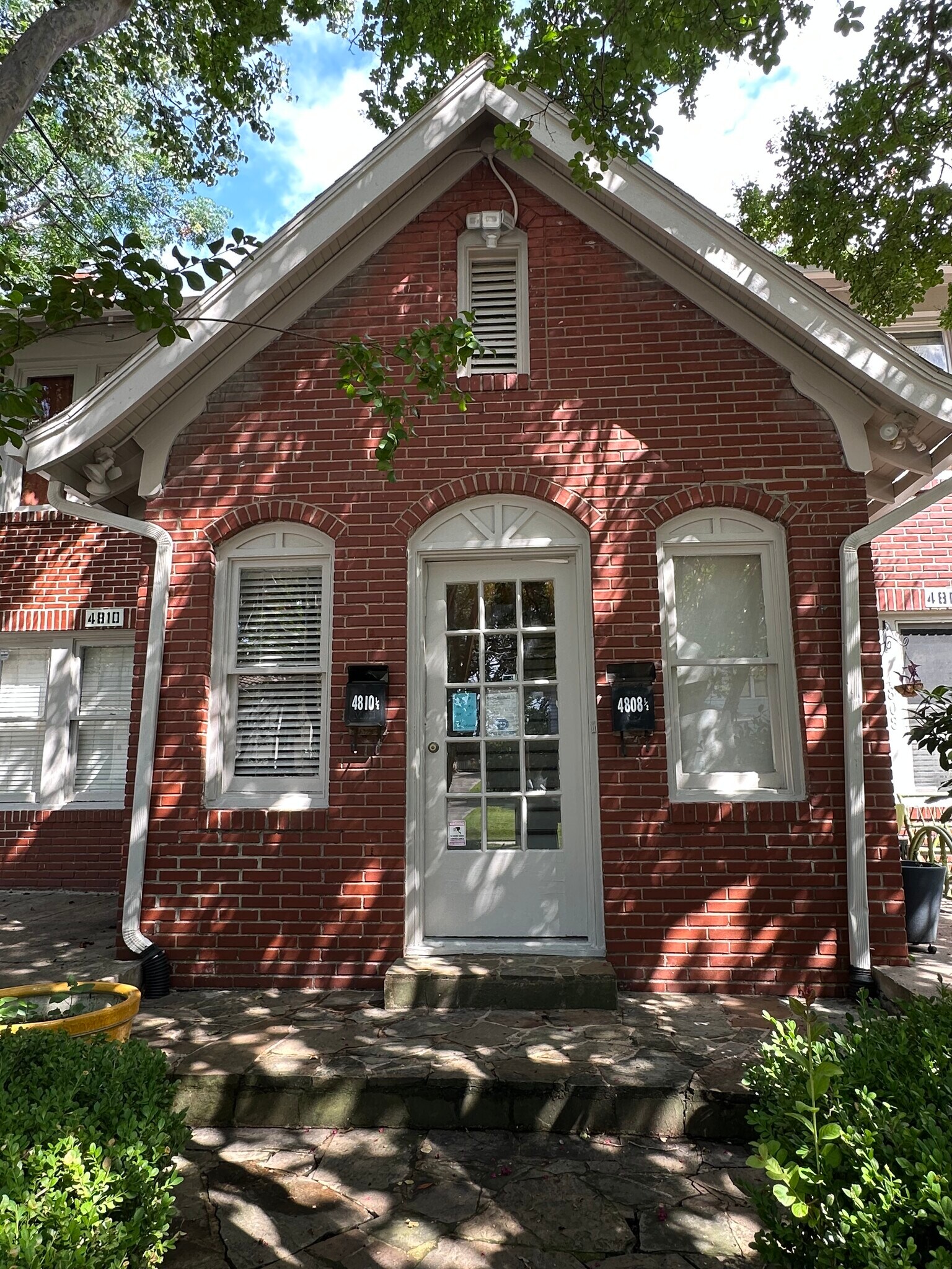 Building Photo - 4808 Junius St