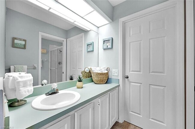 Building Photo - 28622 Starboard Passage Way