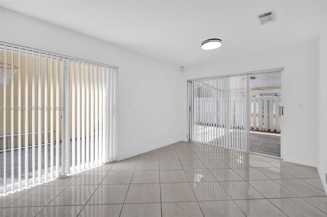 Building Photo - 300 SW 100th Ave