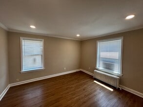 Building Photo - 2833 28th St SE