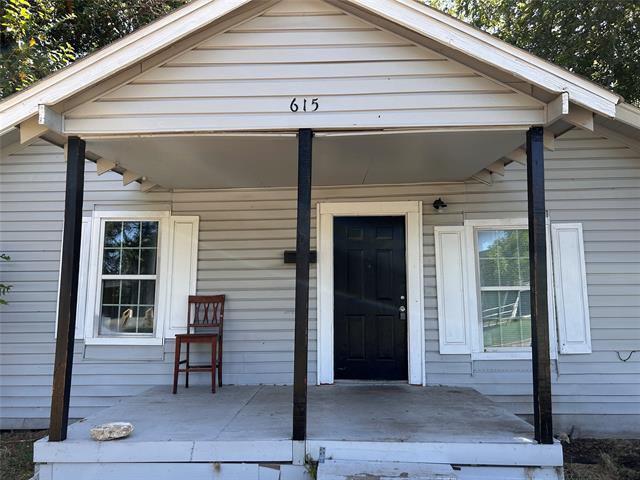 Building Photo - 615 S Throckmorton St