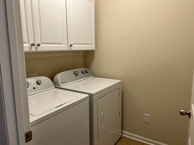 Building Photo - 68 Adelanto Ave