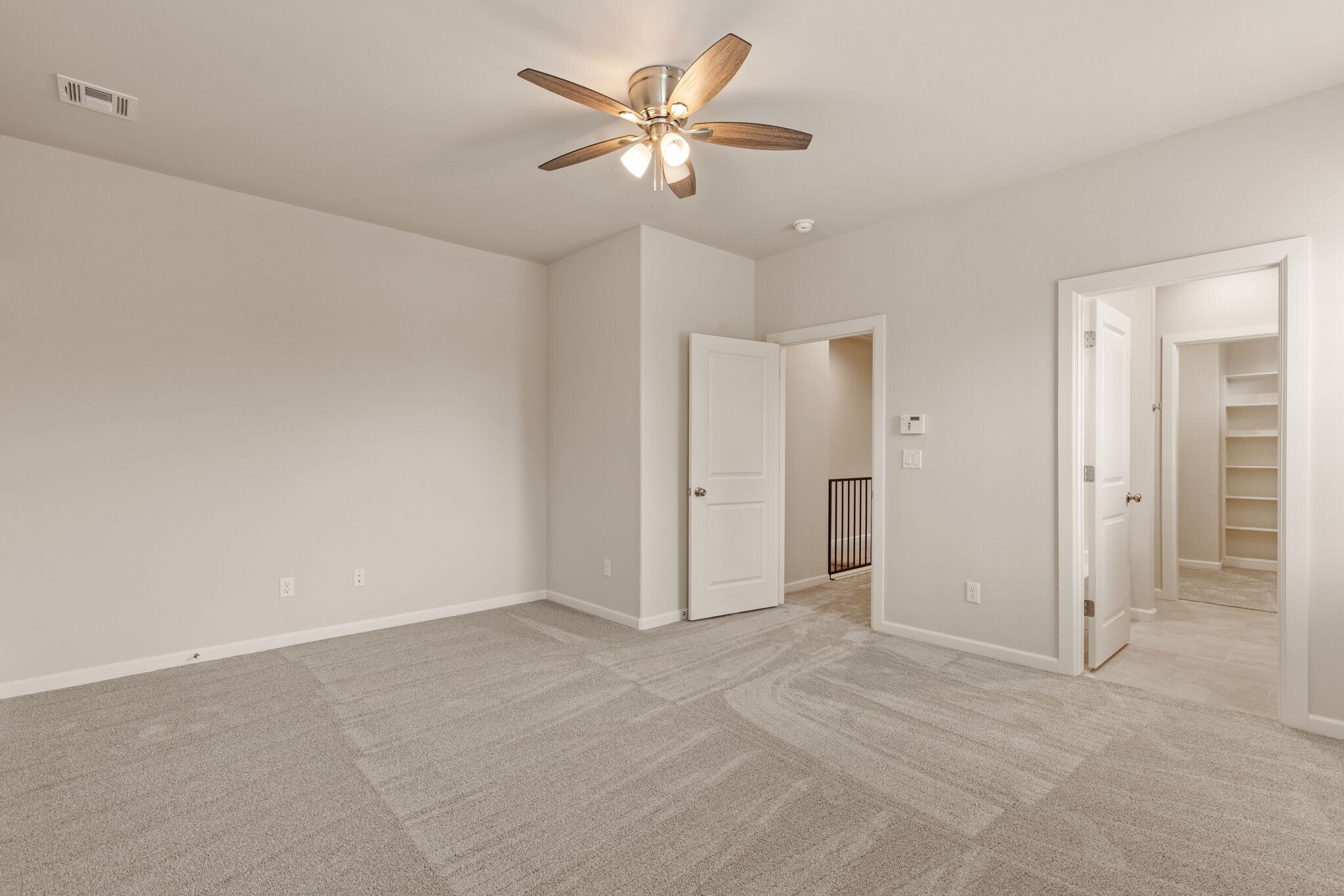 Building Photo - 321 W Commercial St