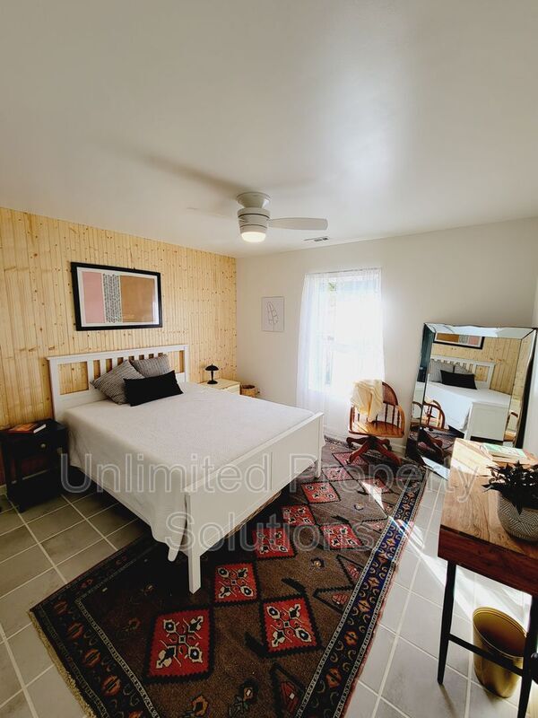 Primary Photo - 2212 Gibson Ave