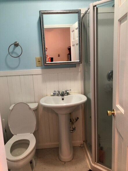 Building Photo - 83 Columbia St