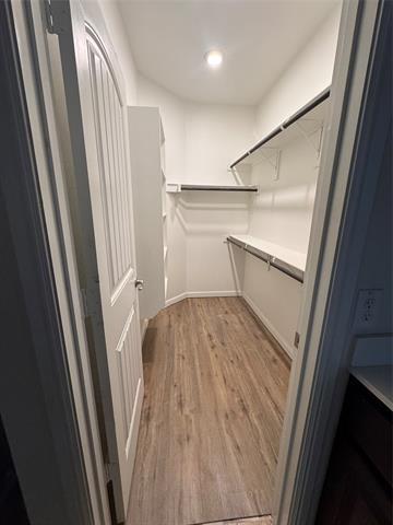 Building Photo - 9121 Stormcrow Dr