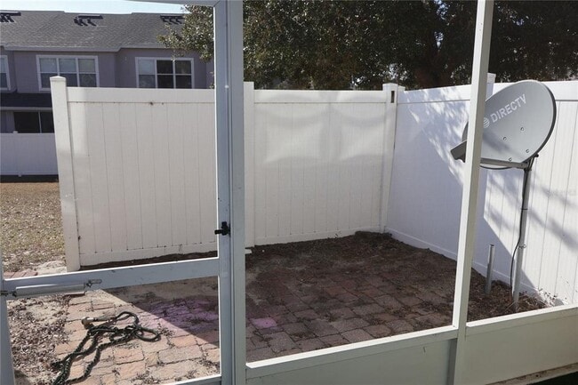 Building Photo - 4891 SW 45th St