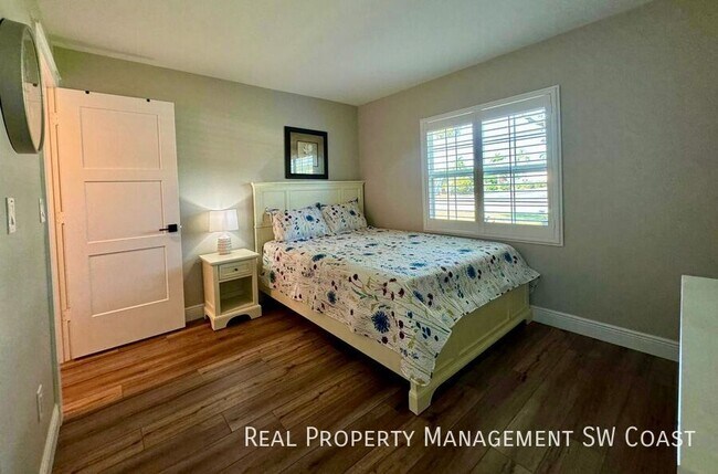 Building Photo - 6300 South Pointe Blvd