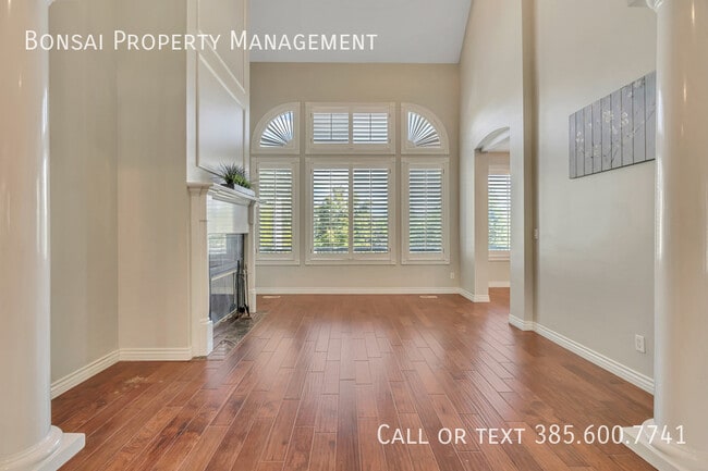 Building Photo - 11291 Palisade View Dr