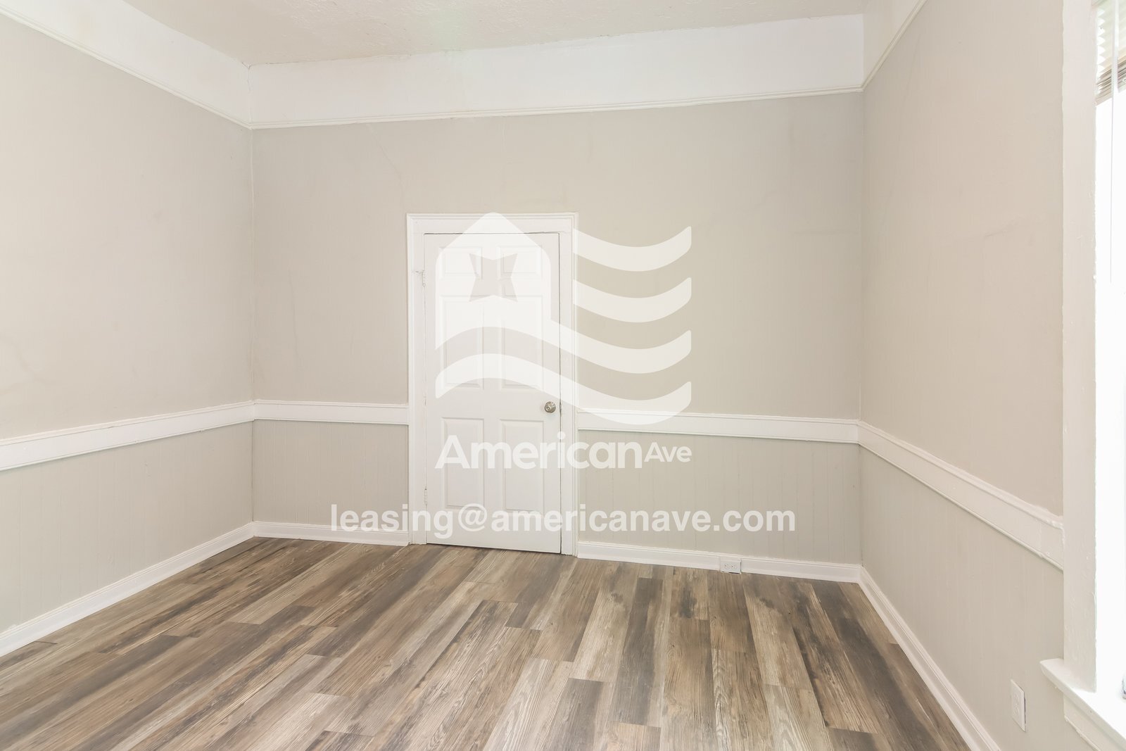 Building Photo - 1028 31st St