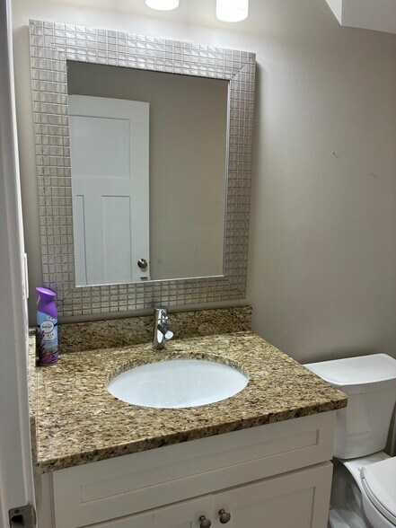 Building Photo - 4 Craftsman Ct