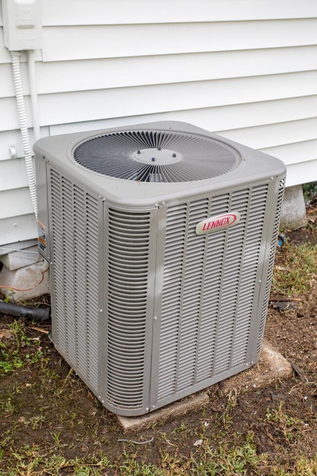 Building Photo - 408 Martin Luther King Jr Dr