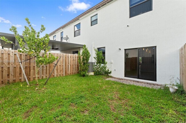 Building Photo - 23016 SW 129th Ct