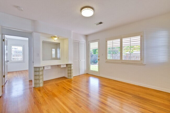 Building Photo - Wow! What a Great Home! Available Soon!