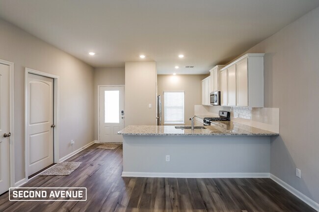 Building Photo - 2017 Jeanine Dr