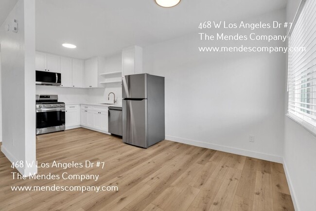 Building Photo - 468-72 W Los Angeles Dr