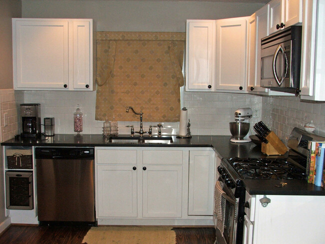 Building Photo - Cute 3 bedroom, 1 bath house in Homewood!