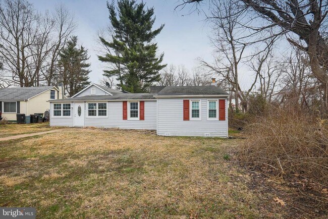 Building Photo - 4905 Ridge Ave