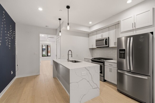 Building Photo - 531 Kennedy St NW