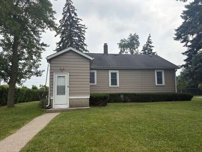 Building Photo - 10 N Greenleaf St