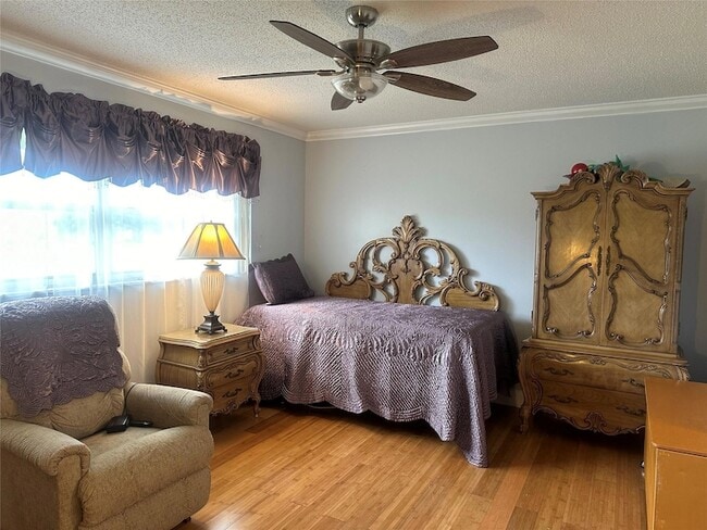 Building Photo - 7847 Golf Cir Dr
