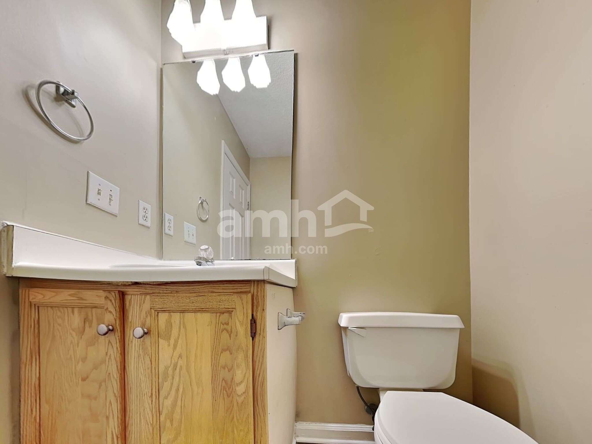 Building Photo - 505 Westminster Dr