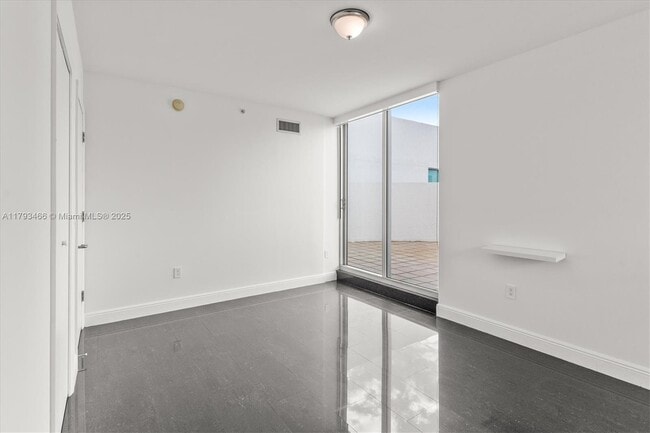 Building Photo - 3131 NE 188th St