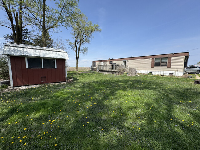Building Photo - 25402 LaGrange Rd