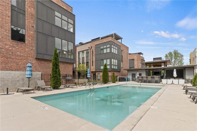 Building Photo - 1292 Chelsea Cir NW