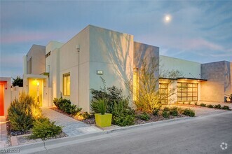 Building Photo - 678 Falcon Summit Ct