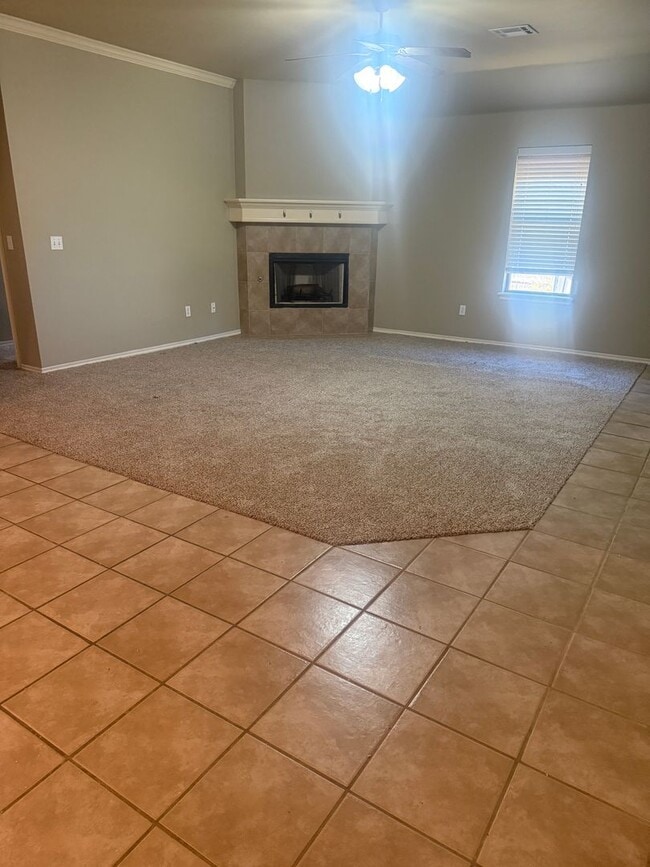 Building Photo - 3705 Matthew Dr