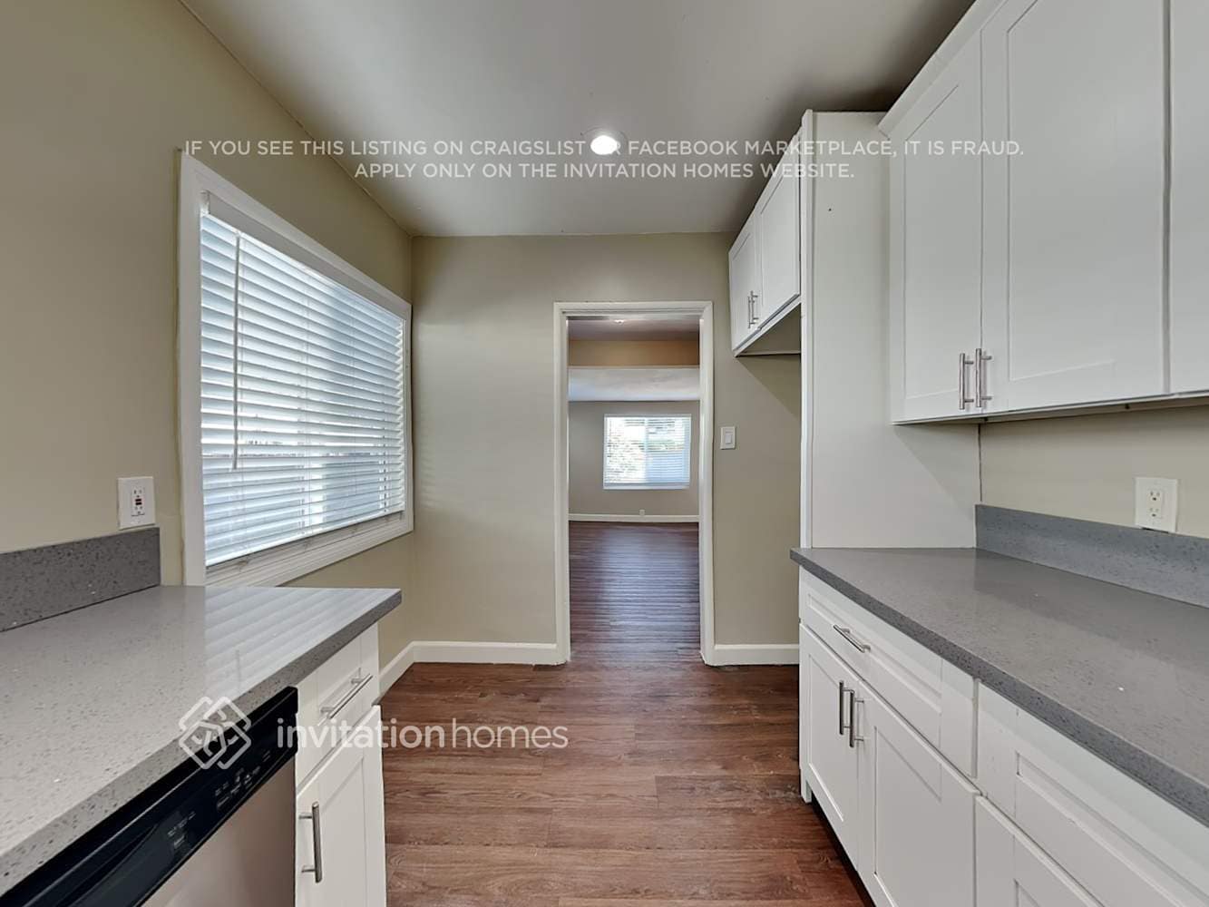 Building Photo - 6952 Donna Ave