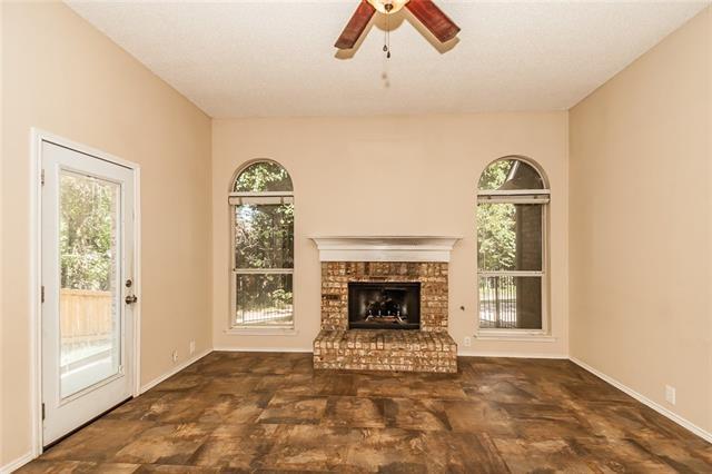Building Photo - 306 Bardwell Dr