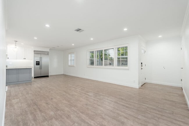Building Photo - 6709 E Monterosa St