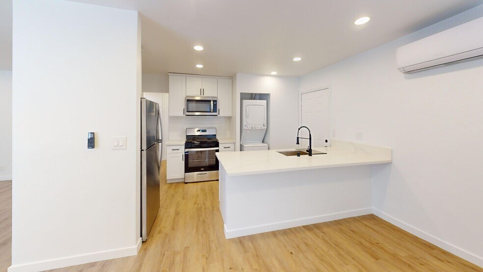 Interior Photo - Muscatel Bungalow Homes