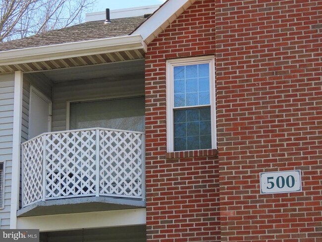 Building Photo - 502 Diamond Dr