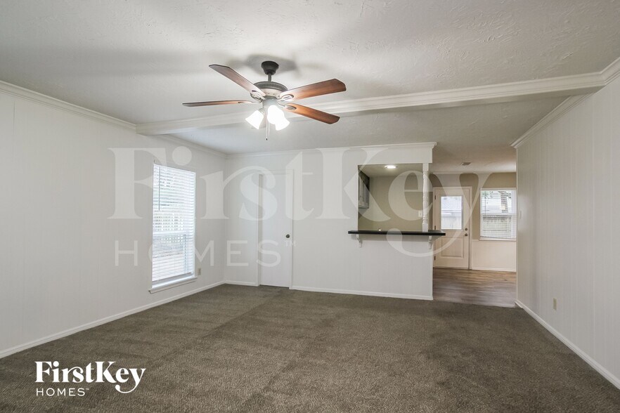 Building Photo - 17322 Tall Cypress Dr