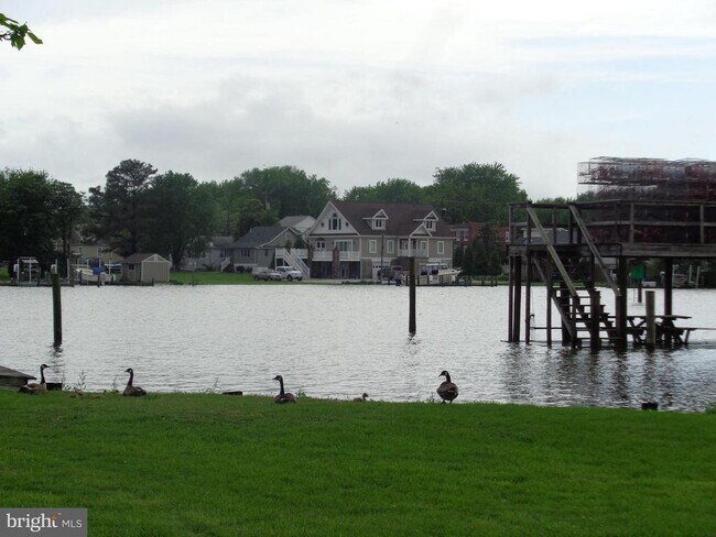 Building Photo - 7823 Denton Ave