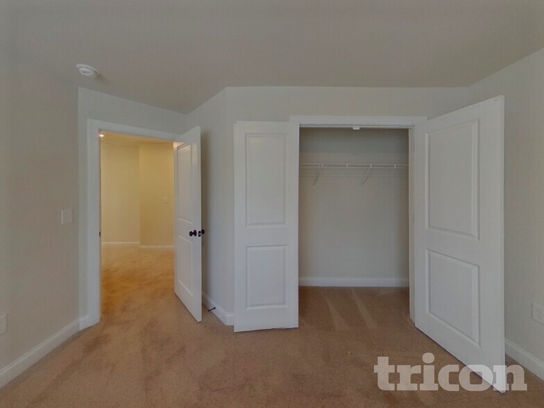 Building Photo - 7114 Jerimoth Dr