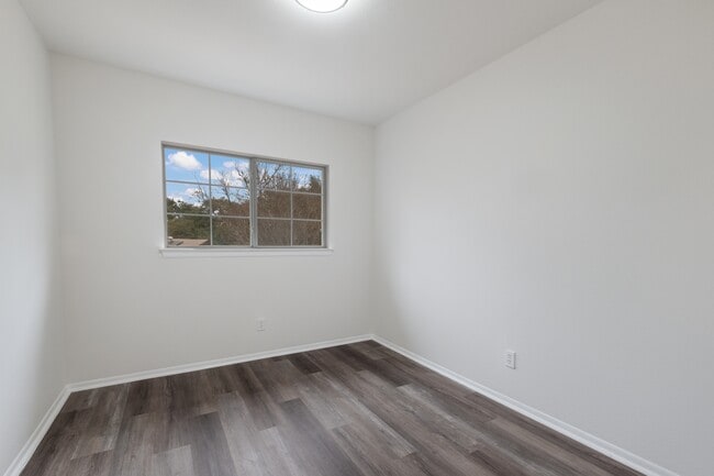 Building Photo - 7411 Tom Kite Ct