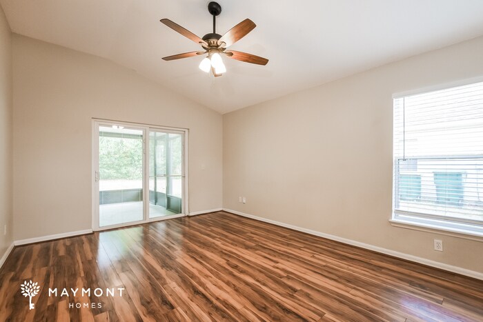 Building Photo - 909 Lake Lindley Dr N
