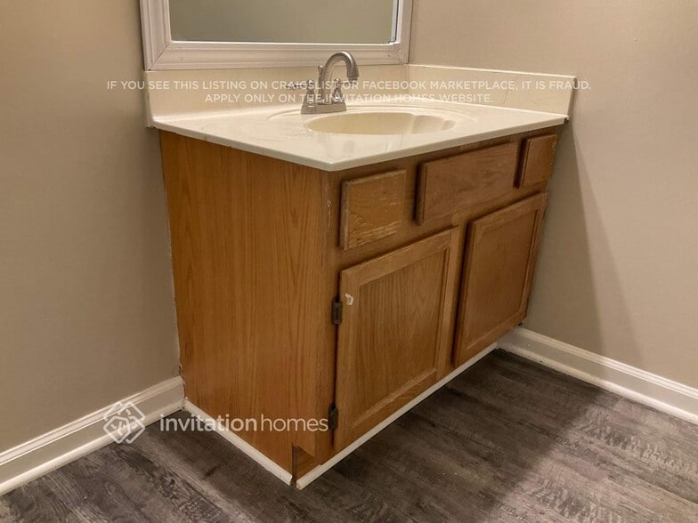 Building Photo - 1468 Barnacle St