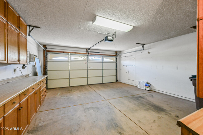 Building Photo - 8261 E Fay Ave