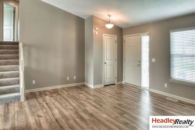 Building Photo - Beautiful Home For Rent in Gretna School District