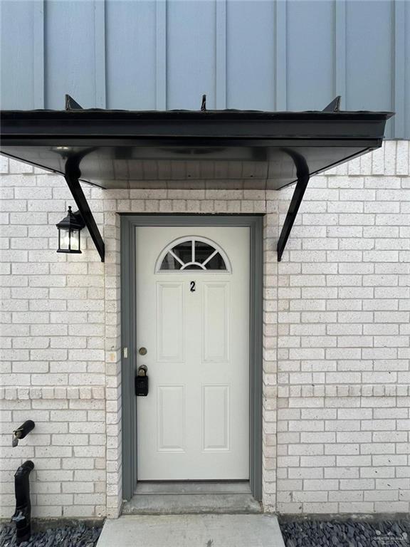 Building Photo - 14 Playa Dr