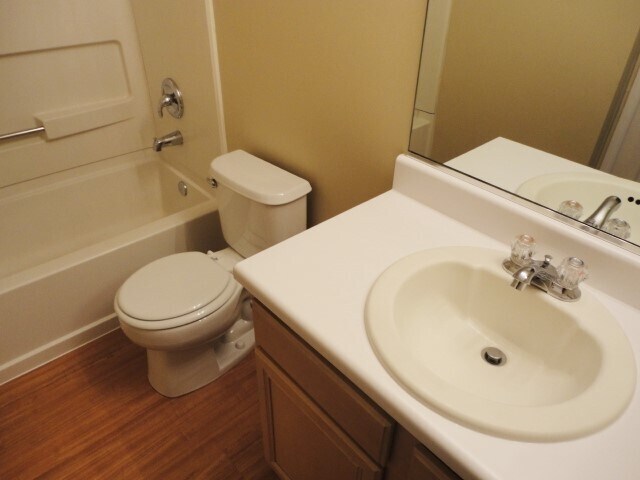 Building Photo - 558 Alcott Ln