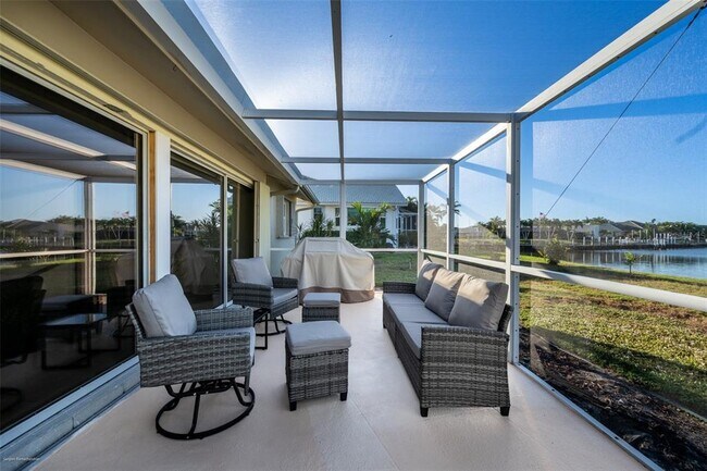 Building Photo - 149 Crescent Dr