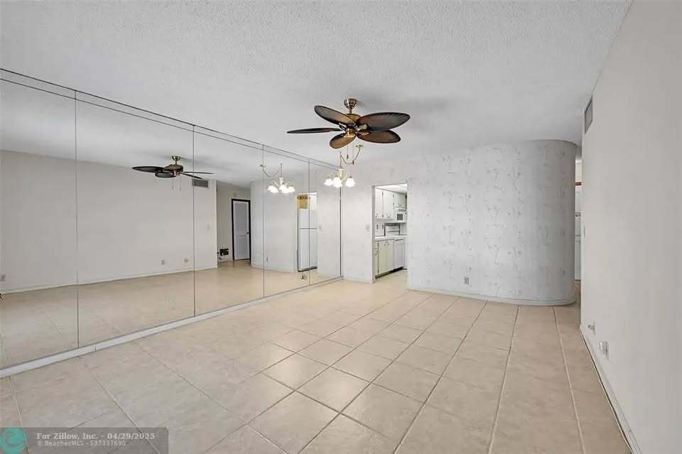 Building Photo - 6700 NE 22nd Way