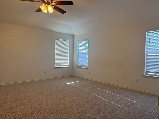 Building Photo - 1438 Kingsley Dr