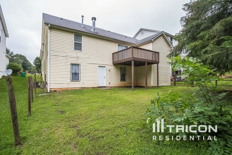 Building Photo - 4995 Windsor Downs Ln